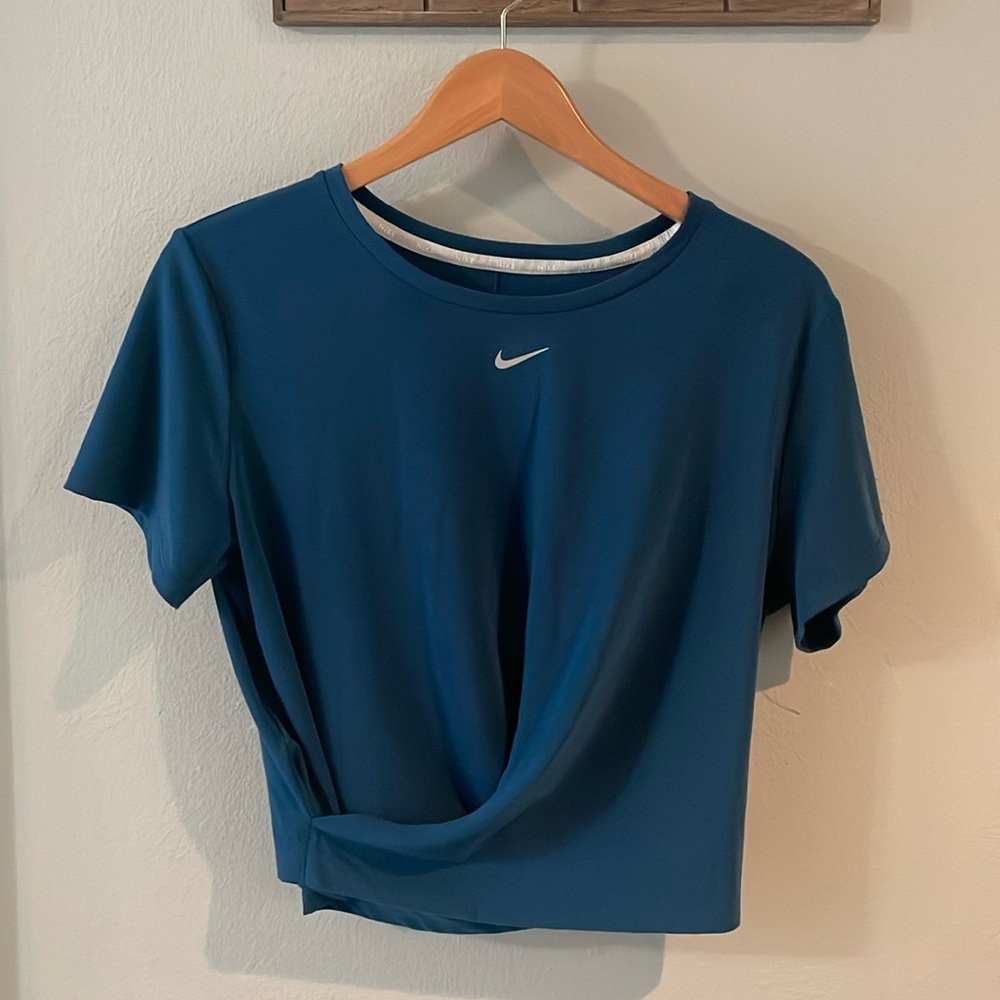 Nike One Lux Dri Fit Crop Top size L - Picture 2 of 4